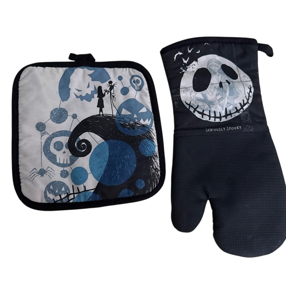 Disney Nightmare Before Christmas Jack Skellington Oven Mitt Pot Holder Set Goth